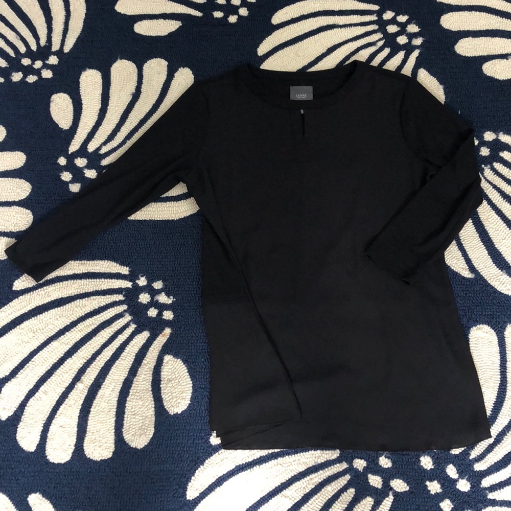 Lyssé Mixed Media Keyhole Tunic